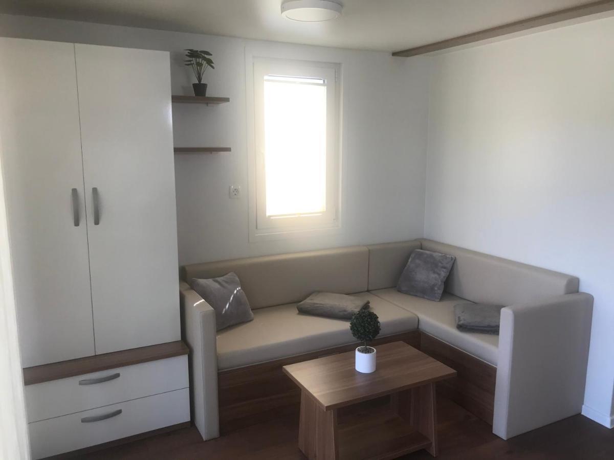 Floating House Varoni PUY 외부 사진